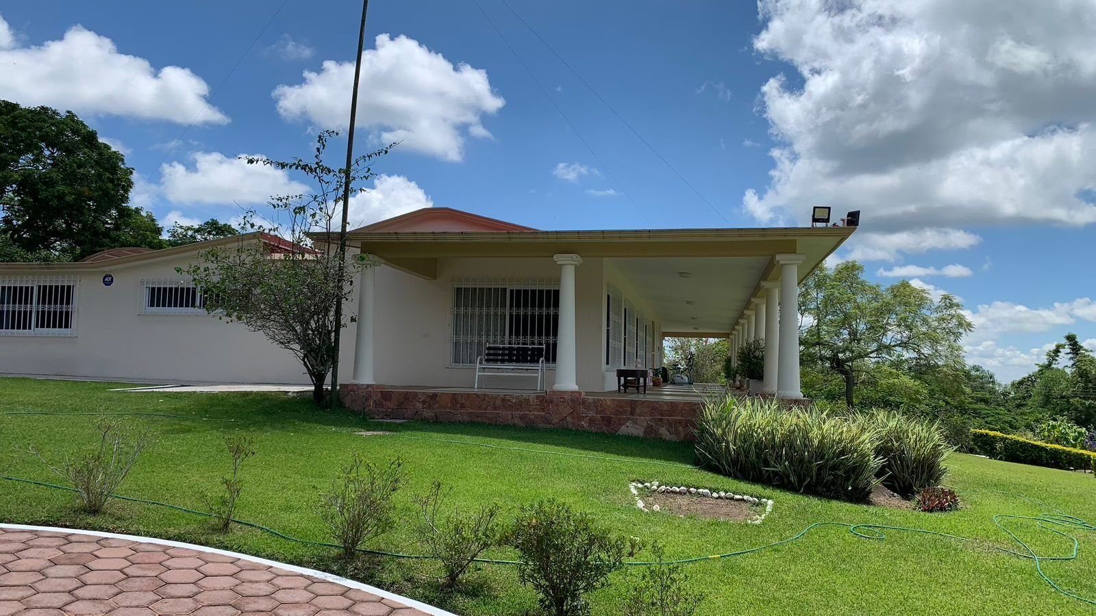 Foto 2 de Casa campestre con jardín y palapa en 1 hectárea, a 10 minutos de Xalapa